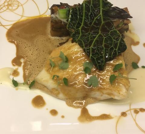 Blanc de turbot au jus de crustacés